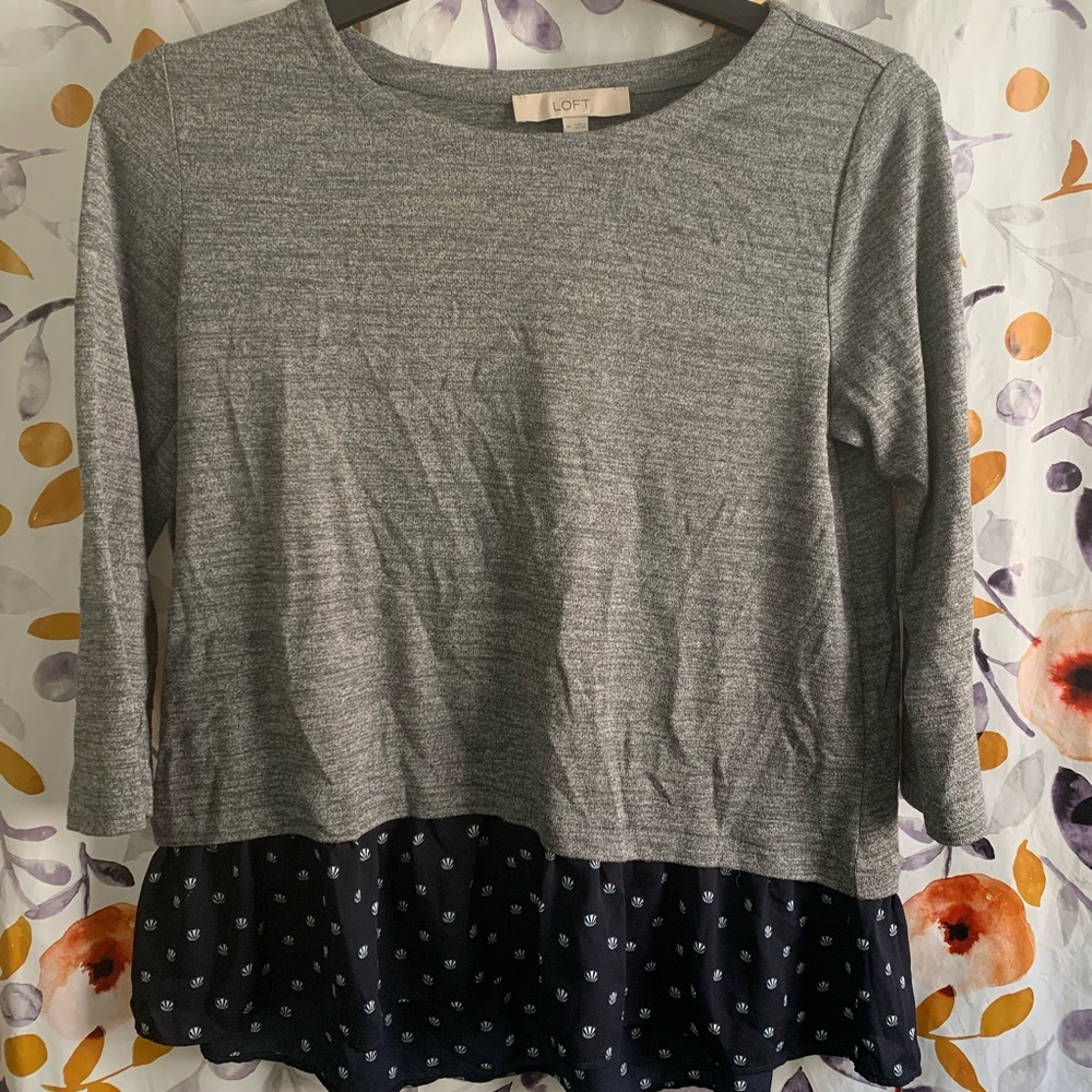 🔥5/$25 LOFT Long Sleeve Printed Hem Sz M